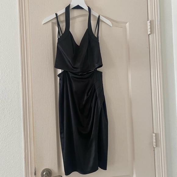 Two piece set - Picture 3 of 5